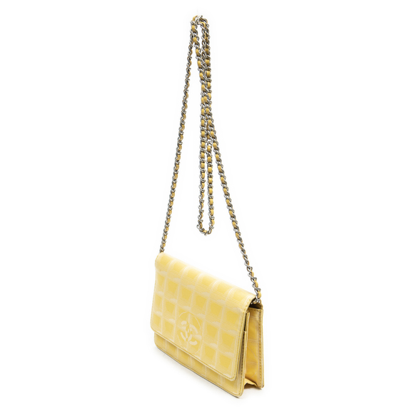 Chanel New Travel Line Wallet On Chain - Picture 2 of 8